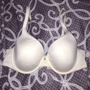 VS (36C) Body By Victoria “Lined Perfect Coverage”